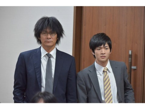 【中古】 トクボウ警察庁特殊防犯課 ４/ホーム社（千代田区）/高橋秀武 Amazon.co.jp: トクボウ 警察庁特殊防犯課 DVD-BOX : 伊原剛志