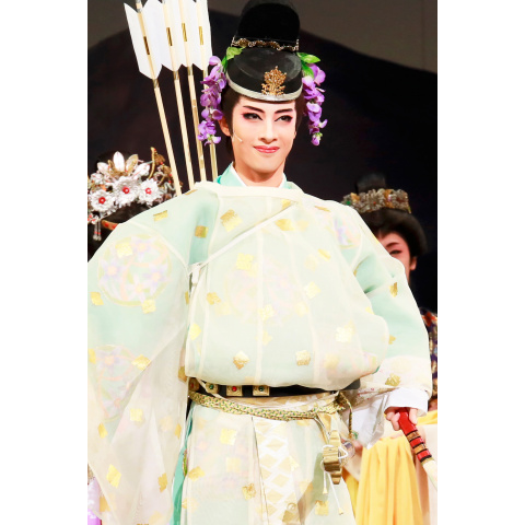花組博多座公演 明日海りお『あかねさす紫の花』『Sante!!』 花組博多座『あかねさす紫の花』Blu-ray完全版