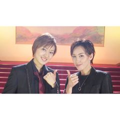 音楽の宝箱 宝塚の名曲を歌う 8 凛城きら 松風輝 17年 の動画 最新の動画配信 レンタルならmusic Jp